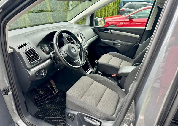 Volkswagen Sharan cena 47800 przebieg: 269860, rok produkcji 2014 z Połaniec małe 379